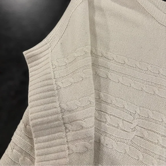 Banana Republic Women’s Size XS/Small Cable Knit Sweater Poncho Cream Beige EUC - Picture 9 of 11